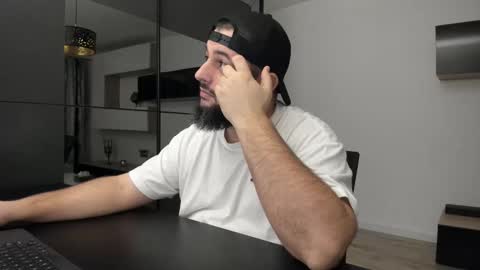 DravenPeak online show from November 9, 2025, 2:10 am