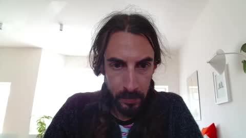 new profile Aircum99  online show from May 9, 2026, 10:09 am