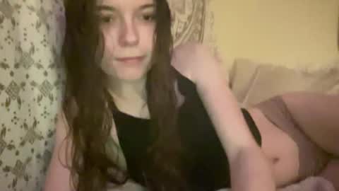 ur dream girl online show from November 19, 2025, 4:34 am