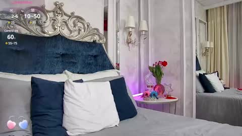 Snapshot of dream_blonde_ chatting on March 8, 2025, 10:54 am Maria online show from March 8, 2025, 10:54 am