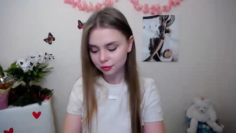 Mari online show from March 14, 2026, 8:20 am