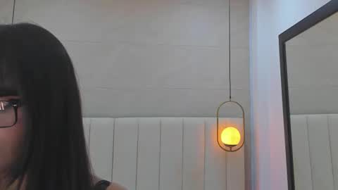 N E N A  online show from January 5, 2026, 8:01 pm