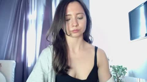 Snapshot of dream_nicole02 chatting on April 23, 2026, 12:29 pm Nicole online show from April 23, 2026, 12:29 pm