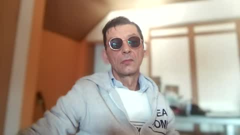 Dreambob online show from February 15, 2026, 9:19 am