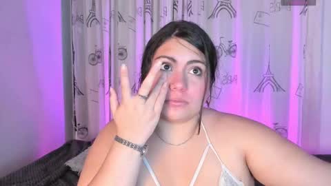 Cami Daza online show from February 3, 2026, 2:53 am