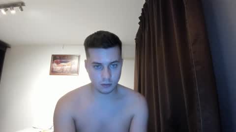 Johnny online show from November 21, 2025, 3:33 pm