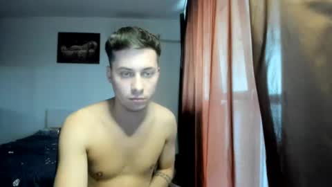 Snapshot of dreamboy240 chatting on July 29, 2026, 2:04 pm Johnny online show from July 29, 2026, 2:04 pm