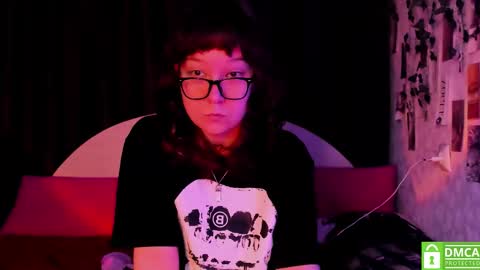 Snapshot of dreamgirllove chatting on November 4, 2025, 11:37 pm Billy online show from November 4, 2025, 11:37 pm