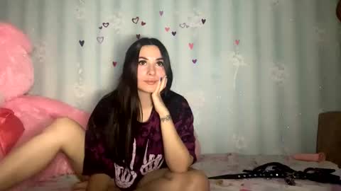 Snapshot of dreamkaren_ chatting on January 13, 2025, 6:49 pm Karina online show from January 13, 2025, 6:49 pm