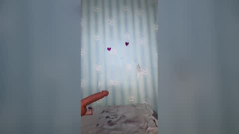 Snapshot of dreamkaren_ chatting on January 5, 2026, 6:44 pm Karina online show from January 5, 2026, 6:44 pm