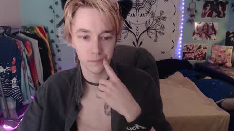 Yukichi online show from December 13, 2025, 10:59 pm