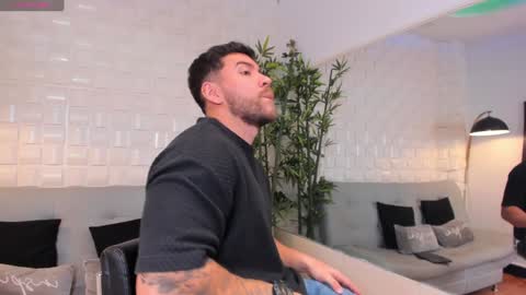 Snapshot of dreammr1 chatting on December 1, 2024, 11:58 pm cris online show from December 1, 2024, 11:58 pm