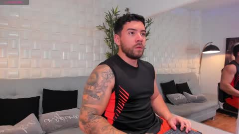 Snapshot of dreammr1 chatting on December 5, 2024, 3:26 am cris online show from December 5, 2024, 3:26 am