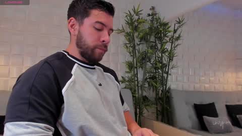 Snapshot of dreammr1 chatting on December 15, 2024, 1:46 am cris online show from December 15, 2024, 1:46 am