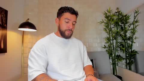 Snapshot of dreammr1 chatting on January 18, 2025, 6:03 am cris online show from January 18, 2025, 6:03 am