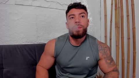 Snapshot of dreammr1 chatting on February 19, 2025, 3:27 pm cris online show from February 19, 2025, 3:27 pm