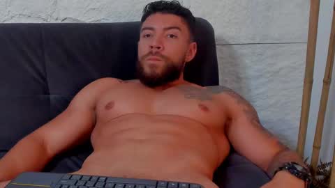 Snapshot of dreammr1 chatting on March 5, 2025, 4:35 pm cris online show from March 5, 2025, 4:35 pm