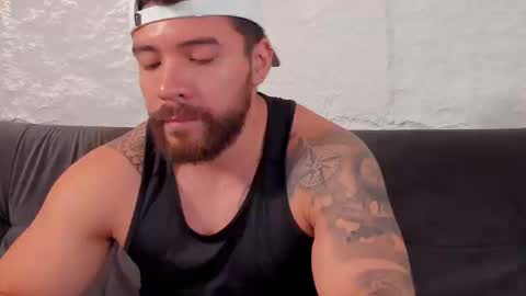 Snapshot of dreammr1 chatting on September 19, 2025, 1:07 am cris online show from September 19, 2025, 1:07 am