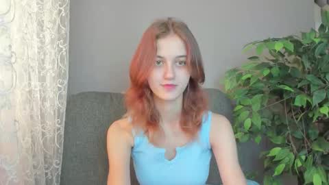 Snapshot of dreamy_pollyyy chatting on September 15, 2025, 3:17 am dreamy_pollyyy online show from September 15, 2025, 3:17 am