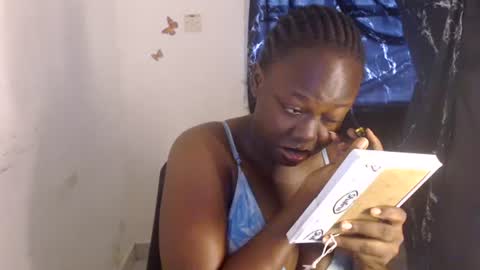 Snapshot of dreamy_wetpussy chatting on July 2, 2026, 6:30 am BEAUTY online show from July 2, 2026, 6:30 am