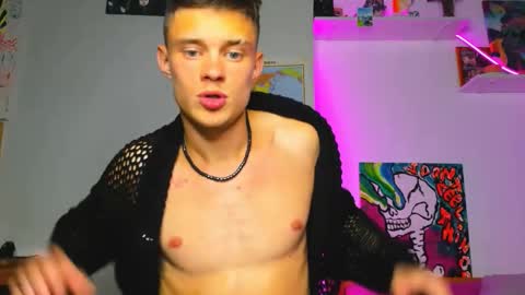 Snapshot of dreamyadam chatting on September 26, 2025, 8:02 pm Adam Dream online show from September 26, 2025, 8:02 pm