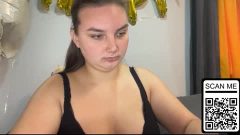 Snapshot of dreamyblushfairy chatting on September 25, 2025, 6:39 am Mila online show from September 25, 2025, 6:39 am