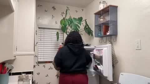 Snapshot of dreamyriri chatting on December 11, 2024, 4:07 am RIRI OR DREAMY online show from December 11, 2024, 4:07 am