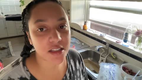 Snapshot of dreamyriri chatting on January 8, 2025, 5:48 pm RIRI OR DREAMY online show from January 8, 2025, 5:48 pm