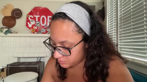 Snapshot of dreamyriri chatting on September 14, 2025, 5:23 pm RIRI OR DREAMY online show from September 14, 2025, 5:23 pm