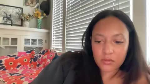 Snapshot of dreamyriri chatting on October 29, 2025, 3:36 pm RIRI OR DREAMY online show from October 29, 2025, 3:36 pm