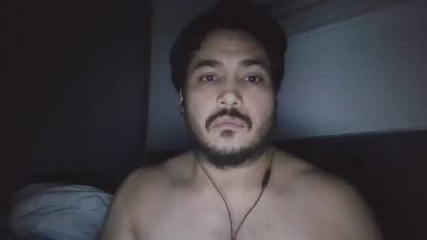 Snapshot of drew689620t chatting on December 17, 2024, 9:17 am drew689620t online show from December 17, 2024, 9:17 am