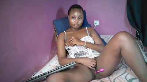 drip_swt online show from November 22, 2025, 8:52 pm