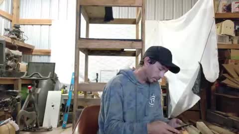 Snapshot of dritylilboy chatting on June 16, 2026, 1:03 pm Inexperienced catfish online show from June 16, 2026, 1:03 pm