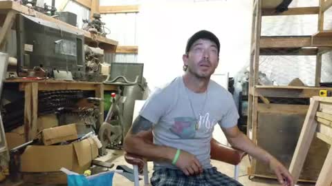 Snapshot of dritylilboy chatting on June 18, 2026, 12:42 pm Inexperienced catfish online show from June 18, 2026, 12:42 pm