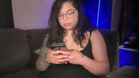 Drizzypeach602 online show from April 17, 2026, 3:42 am