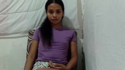 Snapshot of drk_rose chatting on December 15, 2025, 2:21 pm Angel online show from December 15, 2025, 2:21 pm