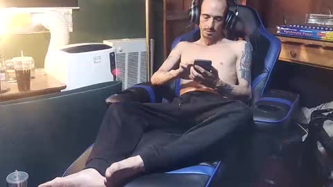 Dark Star online show from April 20, 2026, 8:54 pm