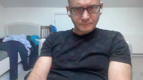 Nick online show from December 3, 2025, 9:29 am