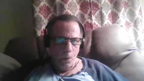 Snapshot of drthick1224 chatting on October 28, 2025, 1:31 am drthick1224 online show from October 28, 2025, 1:31 am