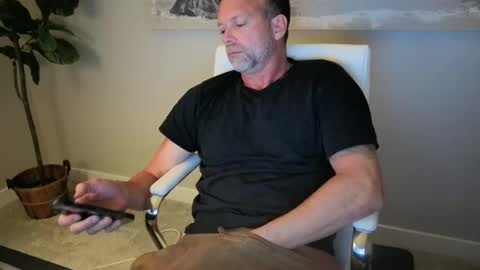 D Ship online show from October 7, 2025, 4:31 am