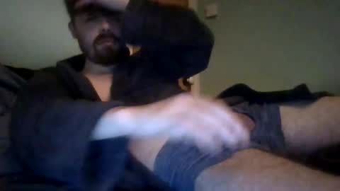 dude106954 online show from March 29, 2026, 4:01 am