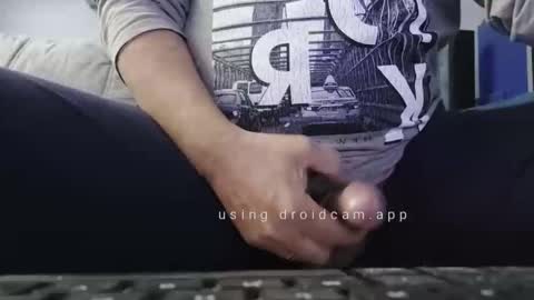 dude_13 online show from May 6, 2026, 3:46 am