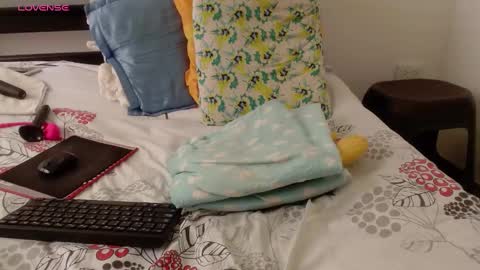 Snapshot of dulce1791 chatting on December 7, 2024, 4:25 pm dulce1791 online show from December 7, 2024, 4:25 pm