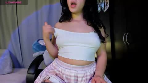 Snapshot of dulce__ammy chatting on February 7, 2026, 2:04 am dulce__ammy online show from February 7, 2026, 2:04 am