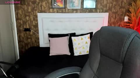 Dulce  love69 online show from January 14, 2025, 5:30 am