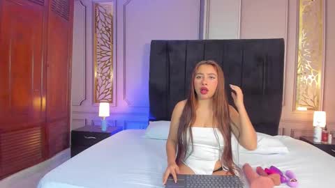 Dulce online show from February 23, 2026, 12:02 pm