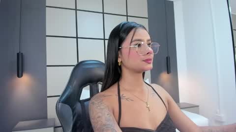 D U L C E online show from June 1, 2026, 7:37 pm