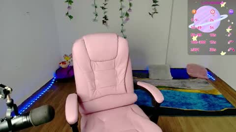 Snapshot of dulce_julieta_ chatting on February 17, 2025, 7:10 pm Dulce online show from February 17, 2025, 7:10 pm