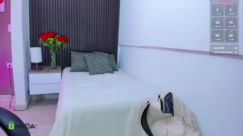 Dulce  online show from March 19, 2026, 8:13 pm