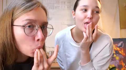 Snapshot of dulceedgin chatting on November 8, 2025, 1:33 pm my first day you can call me Georgia online show from November 8, 2025, 1:33 pm